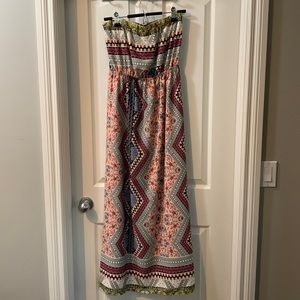 beautiful one of a kind strapless dress